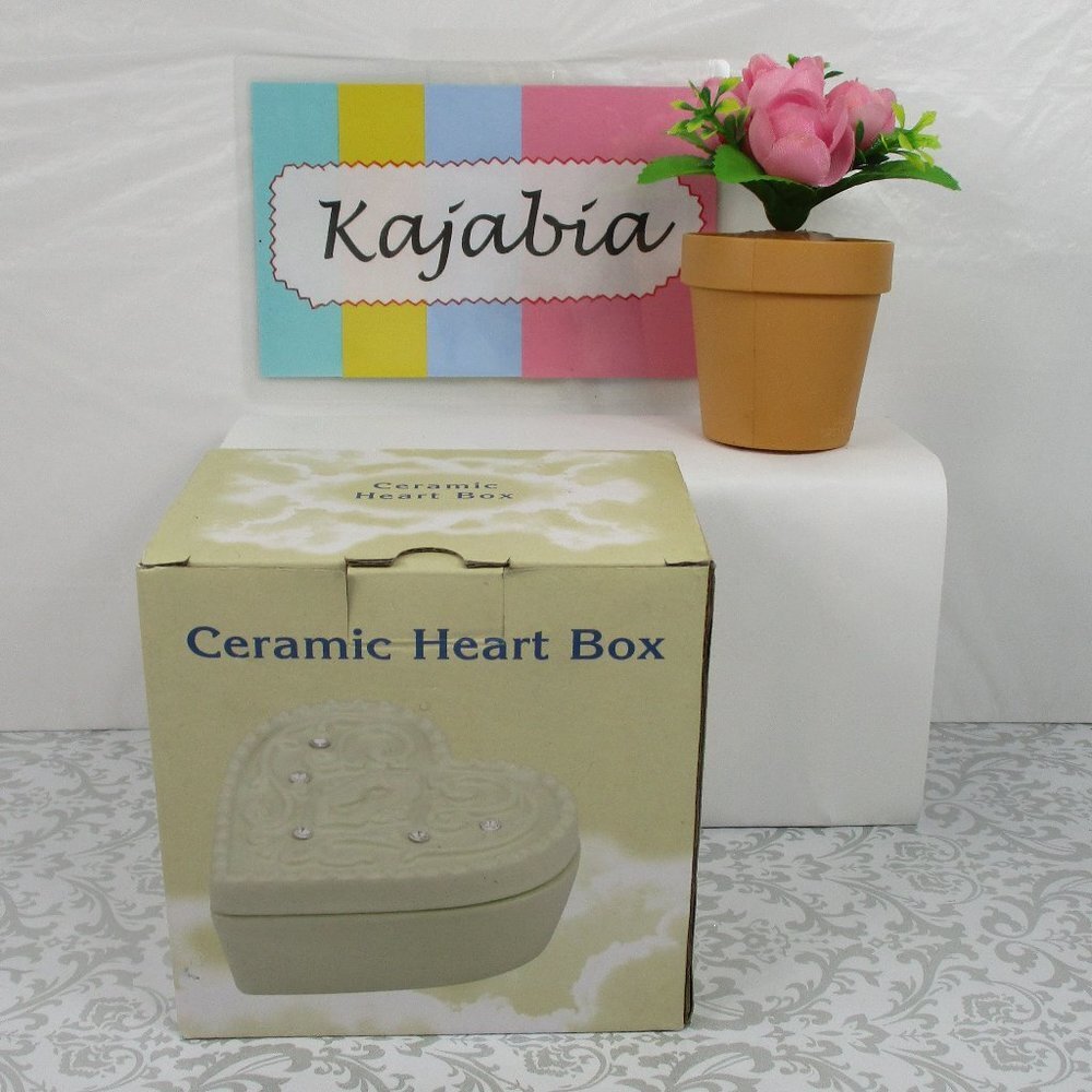 CERAMIC Heart Box NIB